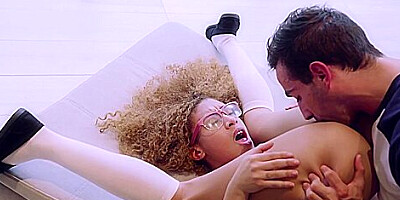 Kendall Woods, Jake Adams Be More Like Your Stepsister / 31.1.2017