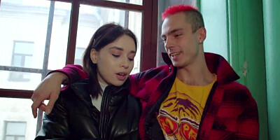 Nerdy teen Karolina Geiman is fucked by a punk fan