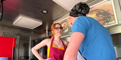 Scarlett Jones fucking while serving people some sandwiches