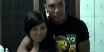 Bella Margo is filme dby her man while flashing at public places