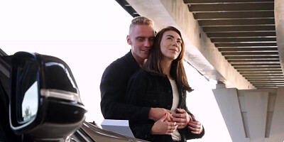 Teen minx enjoys intense fucking and cum on booty