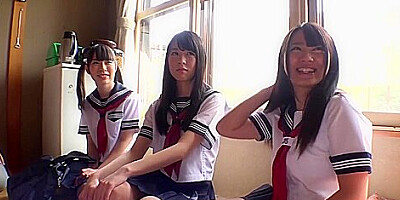 Asian Amateur schoolgirl 18+ Groupsex