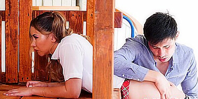 Esmeralda Del Sierra In Hottie Needs Help - Esmeralda Duarte