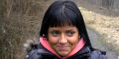 So-so girl is a blowjob goddess