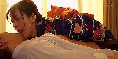Stars-842 [sub] Yotsuha Kominato A Kissing Love Story W