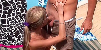 Skinny Gina Gerson Hot teen 18+ Porn Video