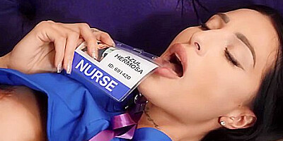Azul Hermosa, Zac Wild - Nurse Azul Makes A House Call