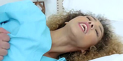 Stepsisters Dick Diagnosis - Xianna Hill