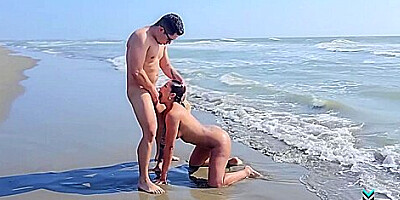 Colombians Have Sex On A Public Beach - Mariana Martix And Logan Salamanca