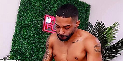 Ripped Loves The Massive Tits & Ass On Melody Foxx