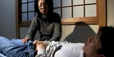 Makiko Miyashita hits her beau