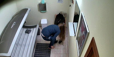 Beautiful Teen Pussy Spied in Solarium