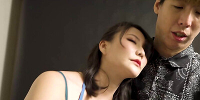 Charming Asian chick gets fucked at the photoshoot