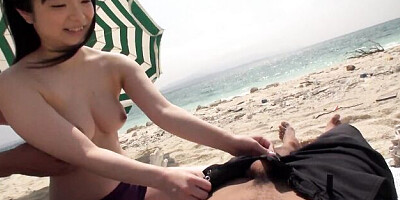 Model's threesome action