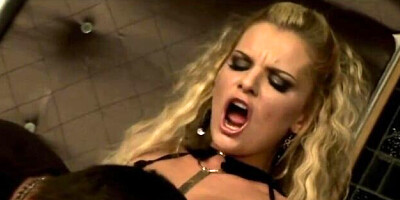 Watch sensual Cassie Courtland's sex
