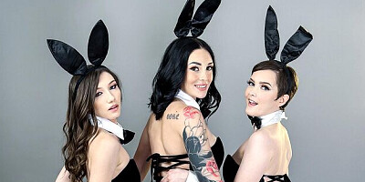 Excellent Aria Banks and Maya Woulfe at ffm smut