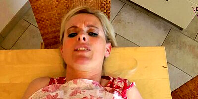 Desperate Housewife - Fuck me in the Kitchen