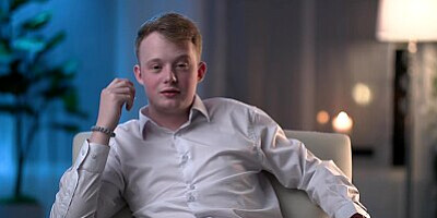 A Super Hot Massage Date with Busty Blonde MILF Sarah Taylor Complete with Happy Ending -S1:E1