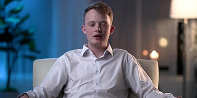 A Super Hot Massage Date with Busty Blonde MILF Sarah Taylor Complete with Happy Ending -S1:E1