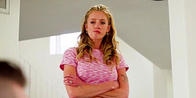 MommyBlowsBest - Hot Barbie Milf Gives Me An Amazing Footjob & Sucks My Dick