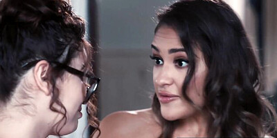 Babe porn with bewitching Gizelle Blanco and Leana Lovings from Girls Way