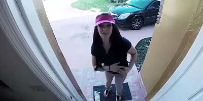 Pizza delivery girl Kimber Woods earns money for sex