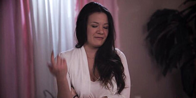 Skillful Sadie and Alison's finger sex