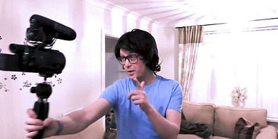 Promiscuous lover - mmf scene - Nerd Pervert