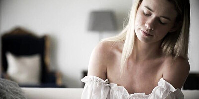 Aristocratic Octavia and Khloe's hd porn