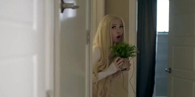 To Step Sister You're Constantly Masturbating, The Whole House Can Hear You S16:E7 (Kenzie Reeves)