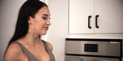 Classy Aubree Valentine and Melissa Stratton's close up movie