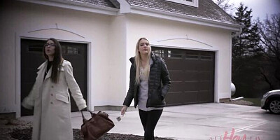 Sultry Serena and Kenna's cunnilingus orgasm movie