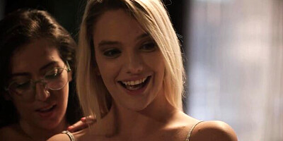 Randy April O'neil and Kenna James - fingering movie - All Her Luv