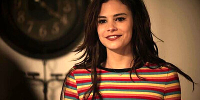 Randy April O'neil and Kenna James - fingering movie - All Her Luv