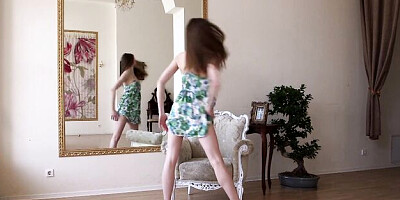 Striking pornstar - babe video - Stunning 18