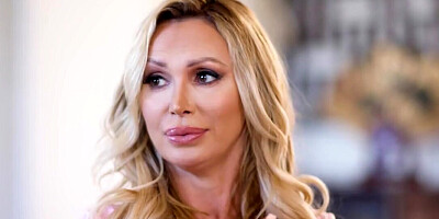 Stepmom is going to show them all about lez loving