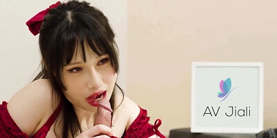 Chinese girl Xiao Ye Ye gets what she always wanted
