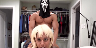 Latina bombshell Camila Cortez is screwed by a muscled man