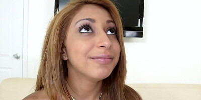 Latina starlet with wonderful face shows cocksucking skills