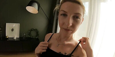 Watch smiling girlie's sex