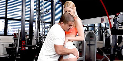 Amorous Sharon White and Sharon - coach dirt - Stuck 4k