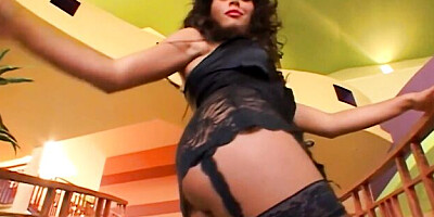 Lex and Olivia's high heels smut