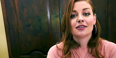 MILFy lady with a confident grin is going to screw around