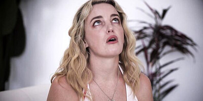 Hot Charlie Forde and Bunny Madison at threesome trailer