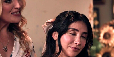 PURE TABOO MILF Charlie Forde Fulfills Husband s Stepdad And Stepdaughter Fantasy With Jane Wilde (Seth Gamble, Mary Jane Wilde)