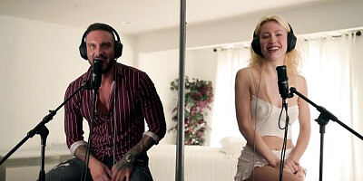 Dazzling Ivy and Quinton's blonde action