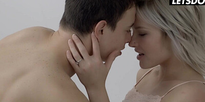 Nikki Nuttz and Zazie Skymm Take Passionate Anal Fuck To Another Level - WHITEBOXXX