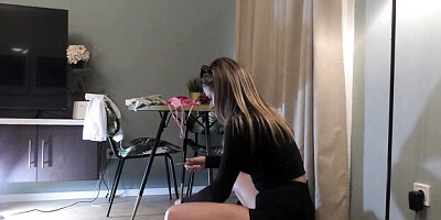 Side piece's tight dress scene by Leons TV