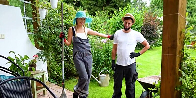 Pigtailed babe with a tight body rides in POV in the garden