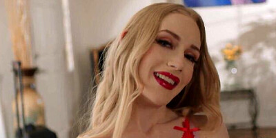 An awesome doggy style fuck with a glamorous Emma Starletto